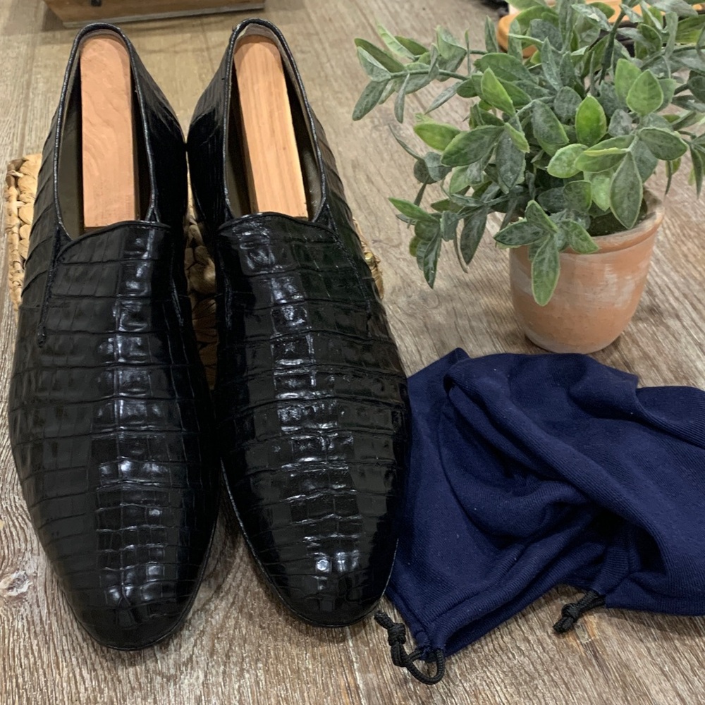 Elegant Black Crocodile Pattern Men's Slip-Ons